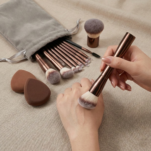 Weiche Make-up-Pinsel für empfindliche Haut – 20-teilig | MAKBRUSH